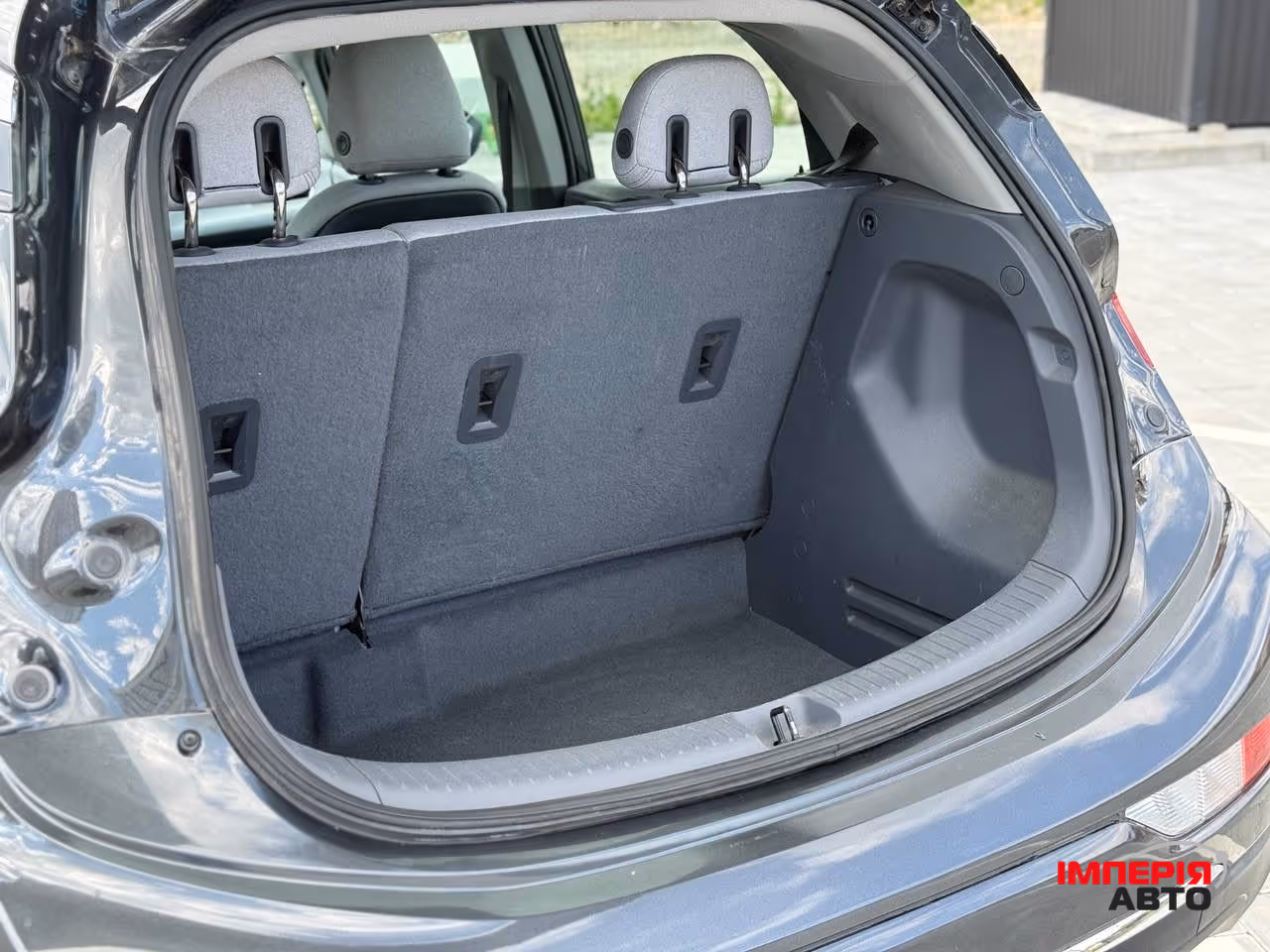 Chevrolet Bolt - фото 8