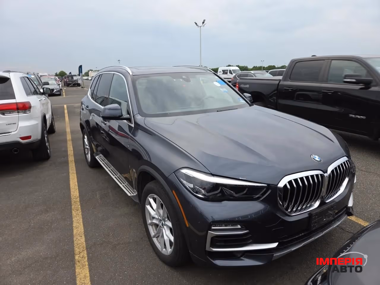 BMW X5 - фото 1