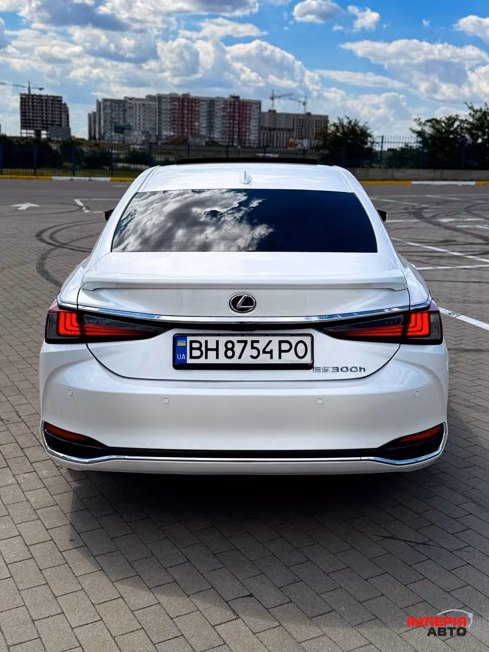 Lexus ES - фото 8