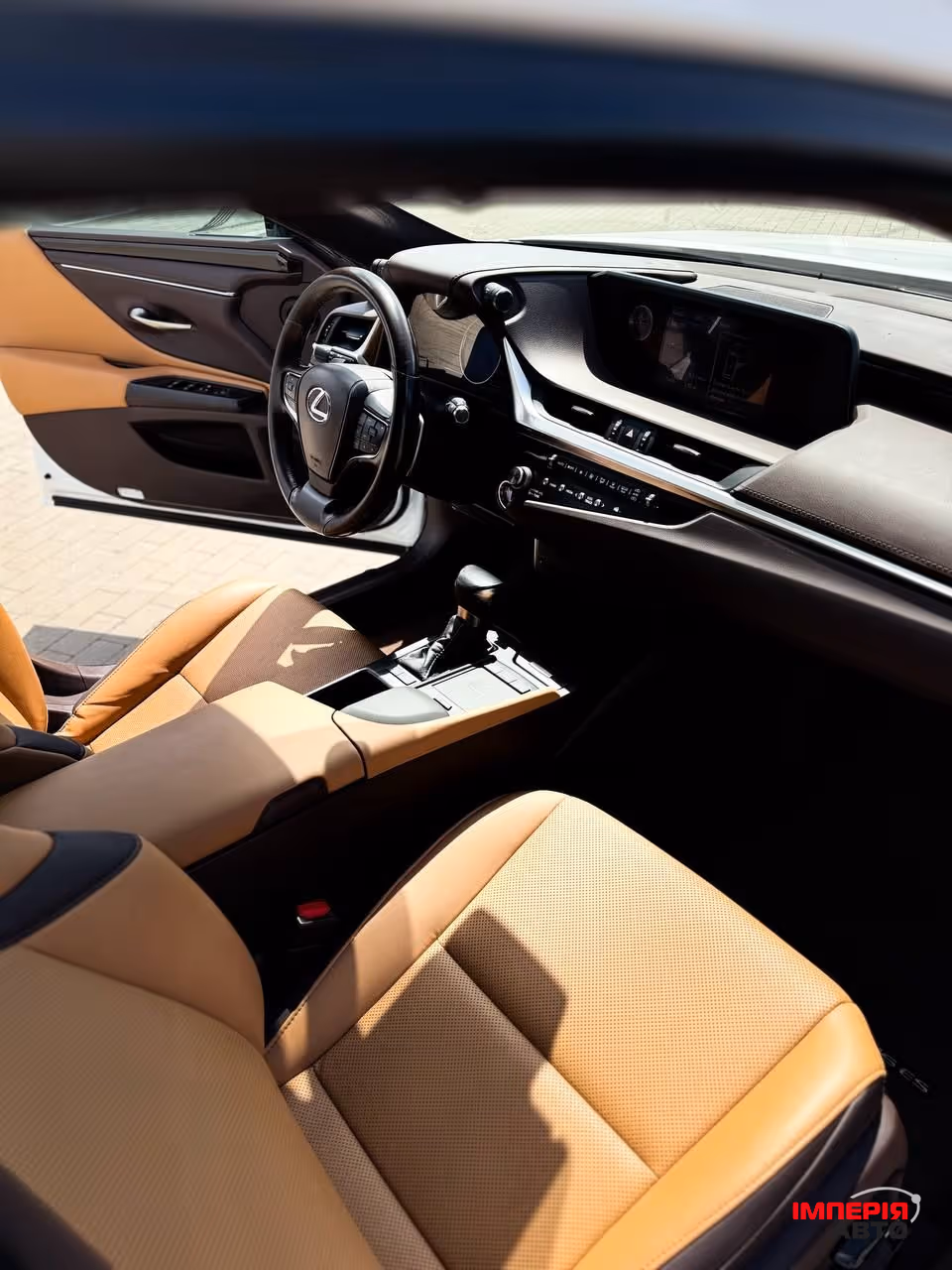 Lexus ES - фото 14