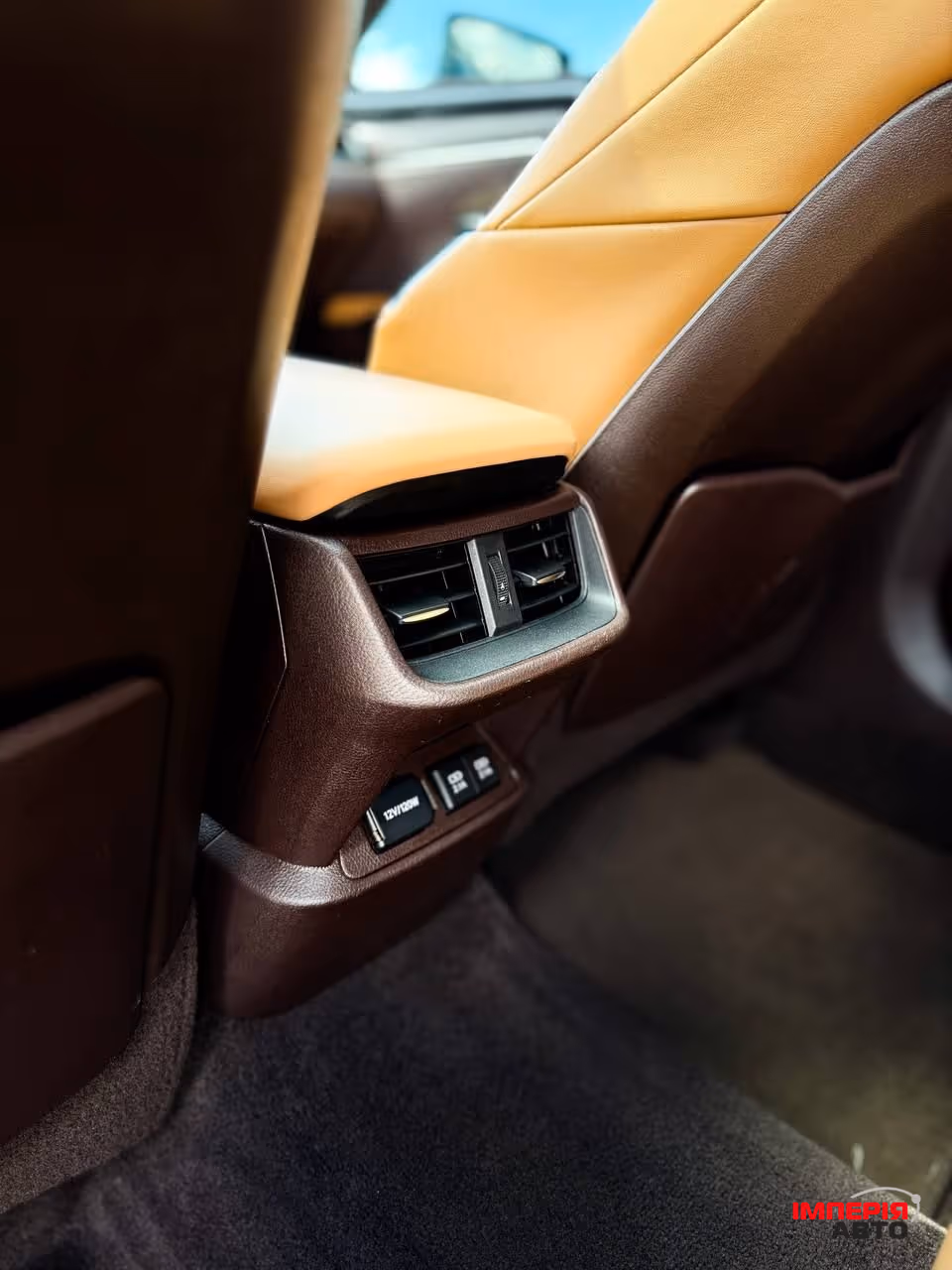 Lexus ES - фото 23