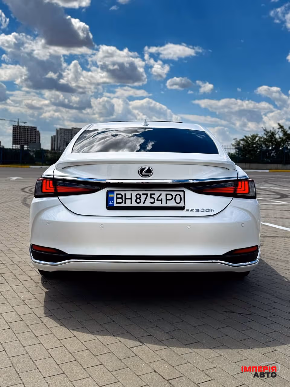 Lexus ES - фото 10