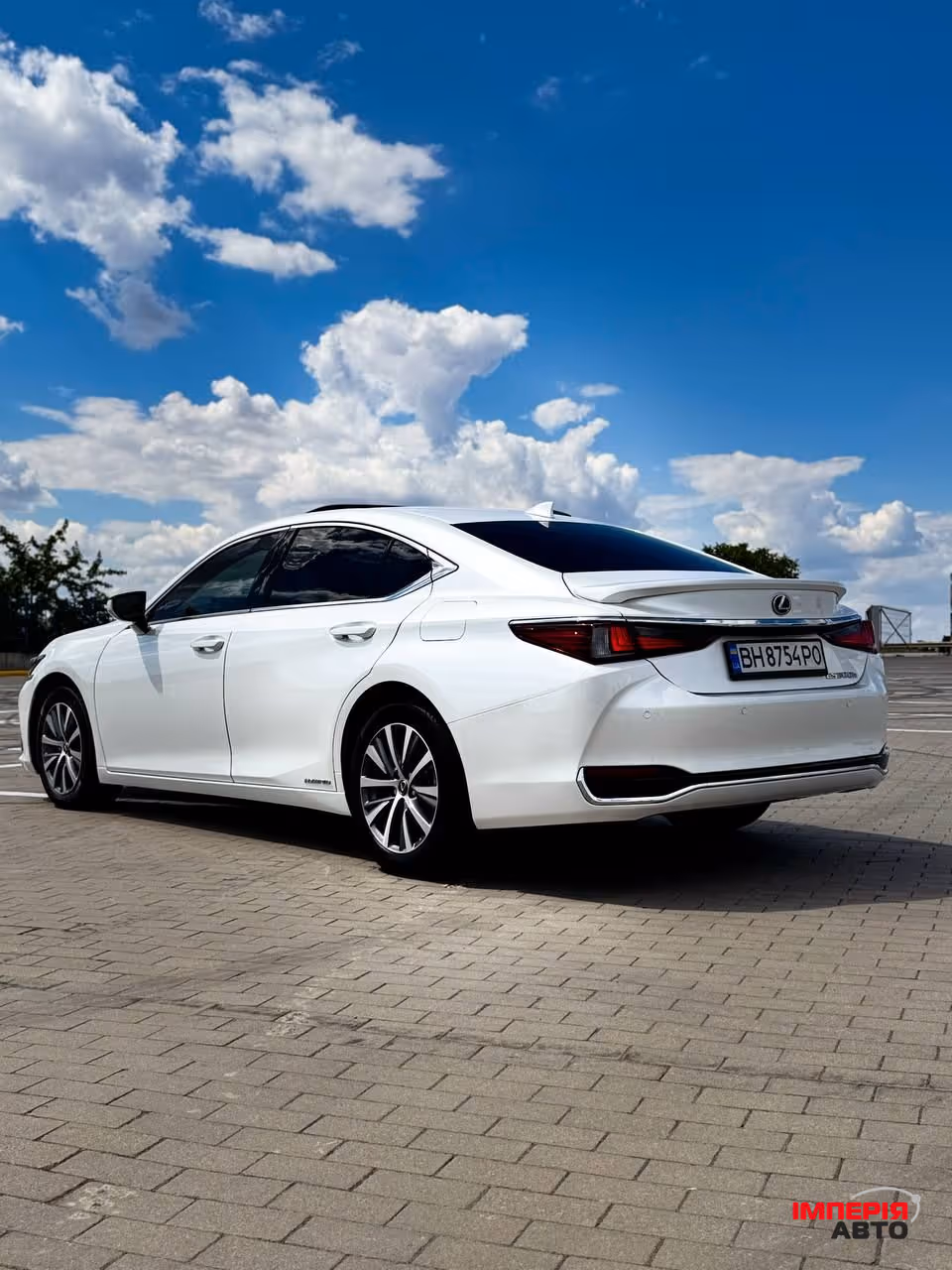 Lexus ES - фото 9