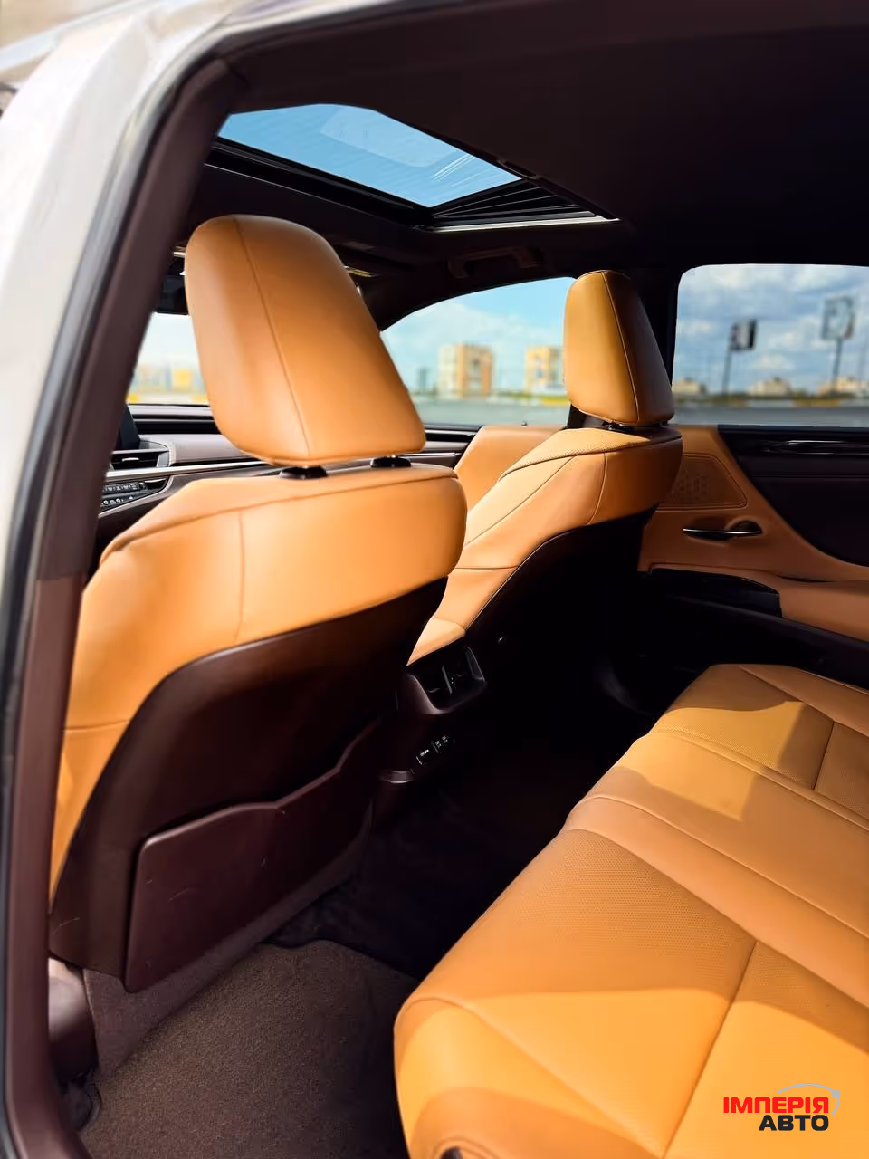 Lexus ES - фото 21