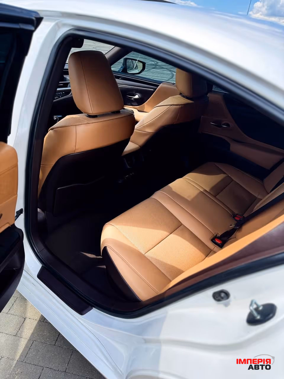 Lexus ES - фото 19