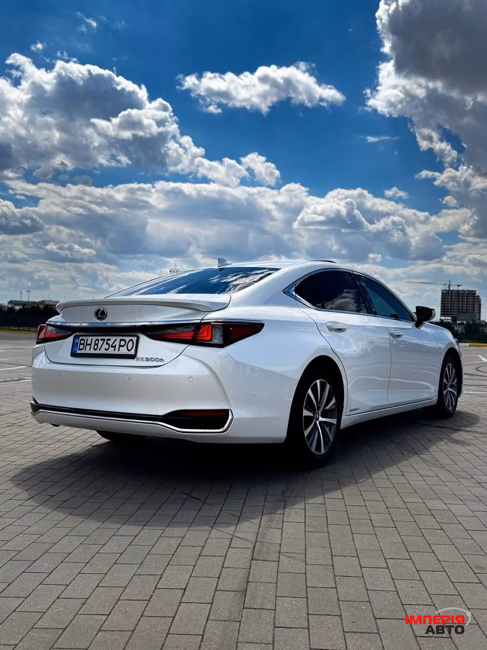 Lexus ES - фото 11