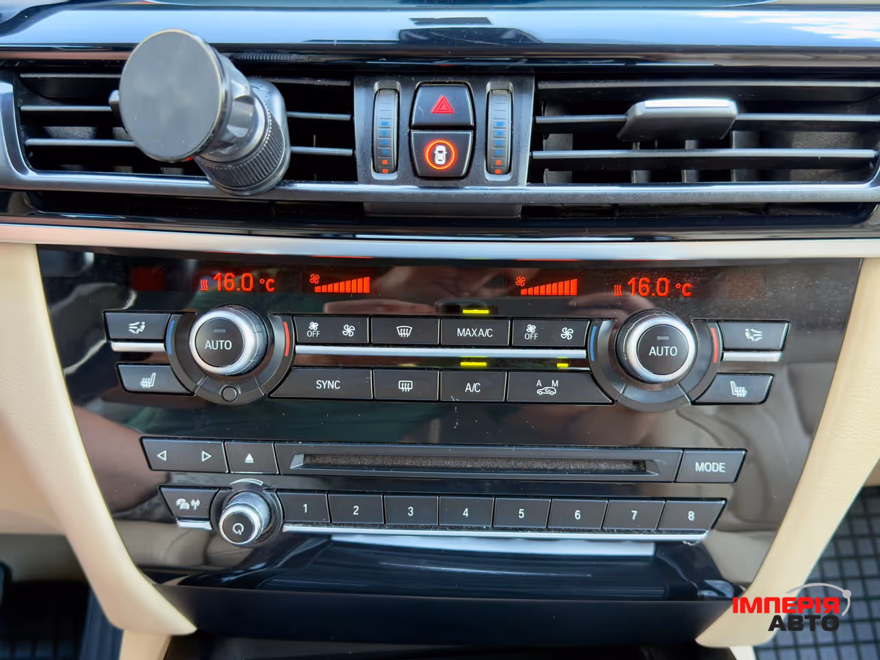 BMW X5 - фото 30