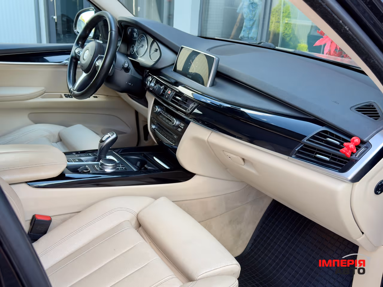 BMW X5 - фото 12