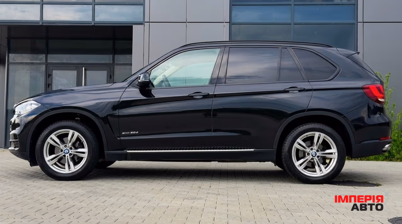BMW X5 - фото 6