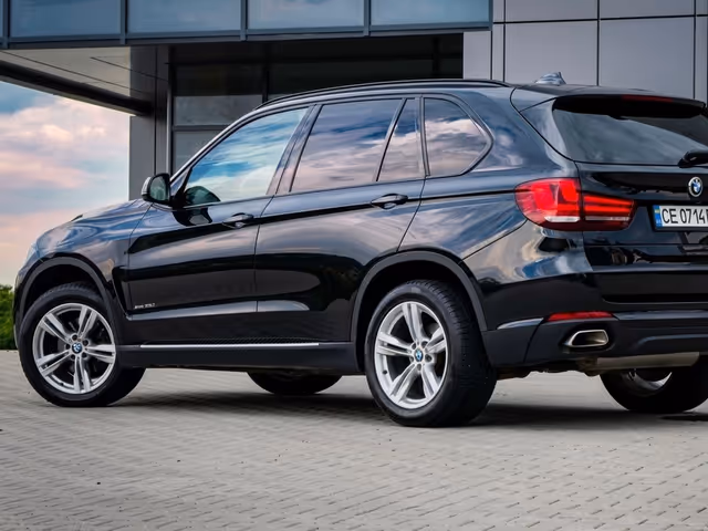 BMW X5 - фото 4