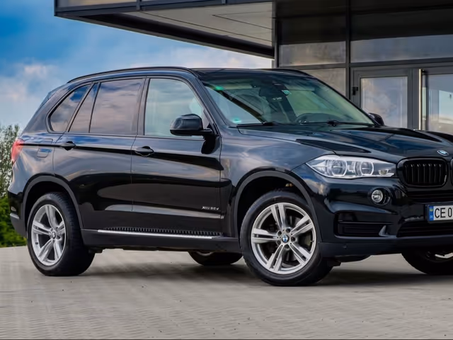BMW X5 - фото 3