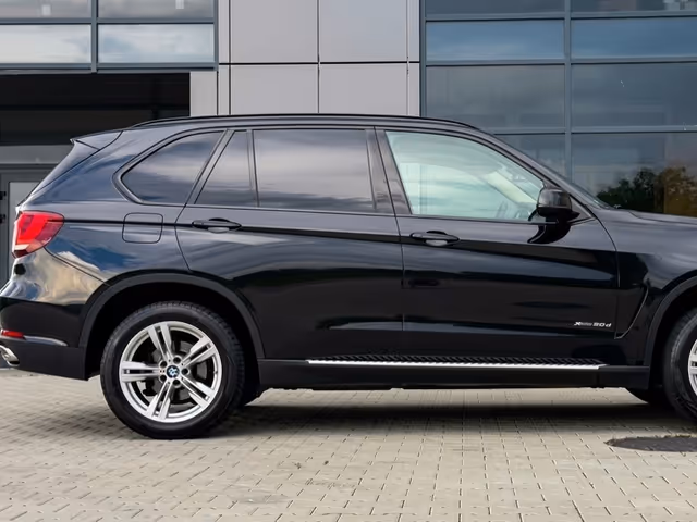 BMW X5 - фото 5