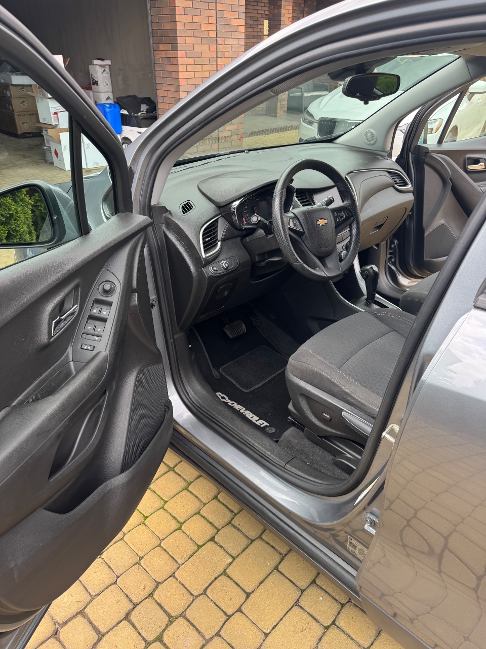 Chevrolet Trax - фото 2