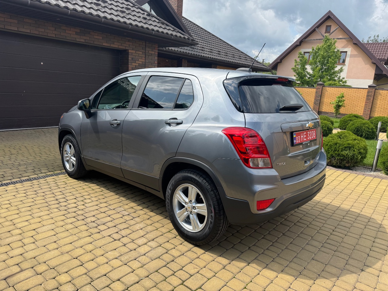 Chevrolet Trax - фото 10