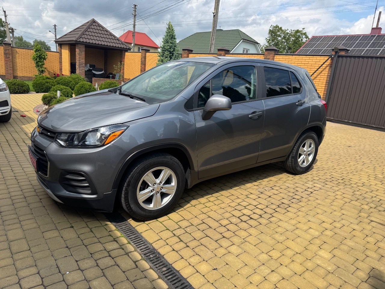 Chevrolet Trax - фото 12