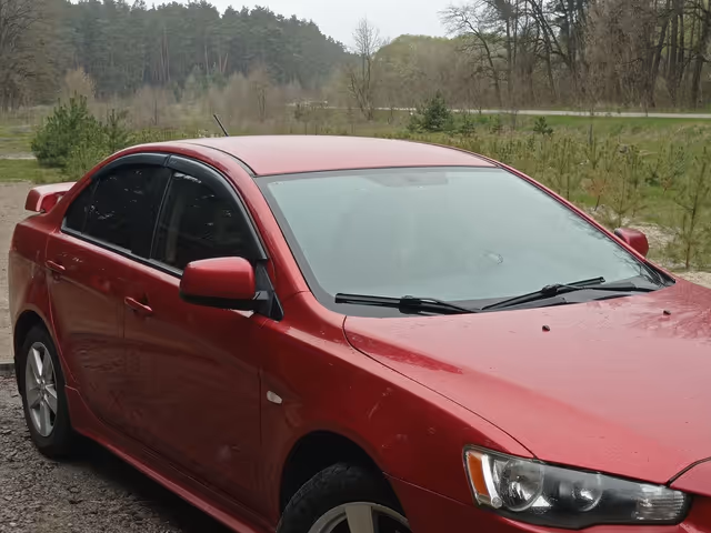 Mitsubishi Lancer - фото 2