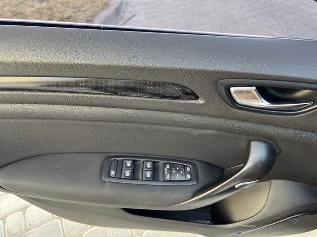 Renault Megane - фото 5