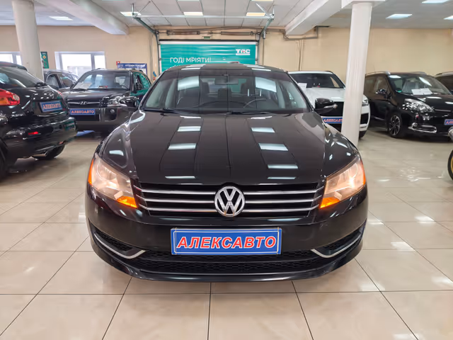 Volkswagen Passat - фото 2