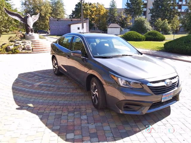 Subaru Legacy - фото 3