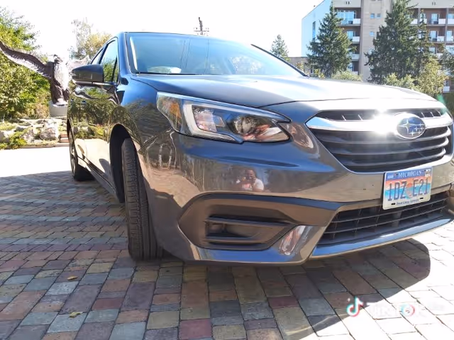 Subaru Legacy - фото 4