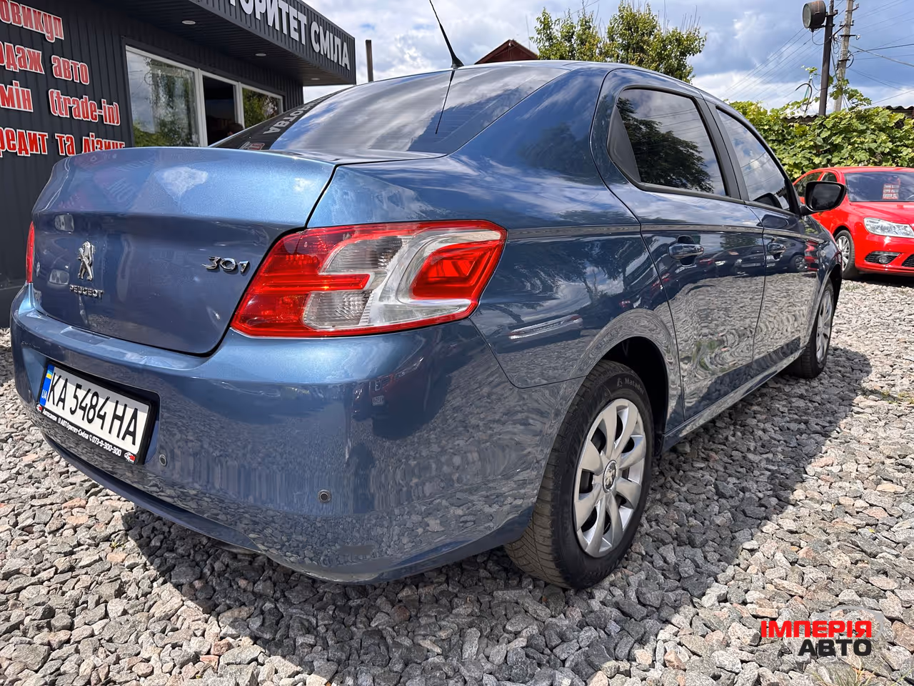 Peugeot 301 - фото 12