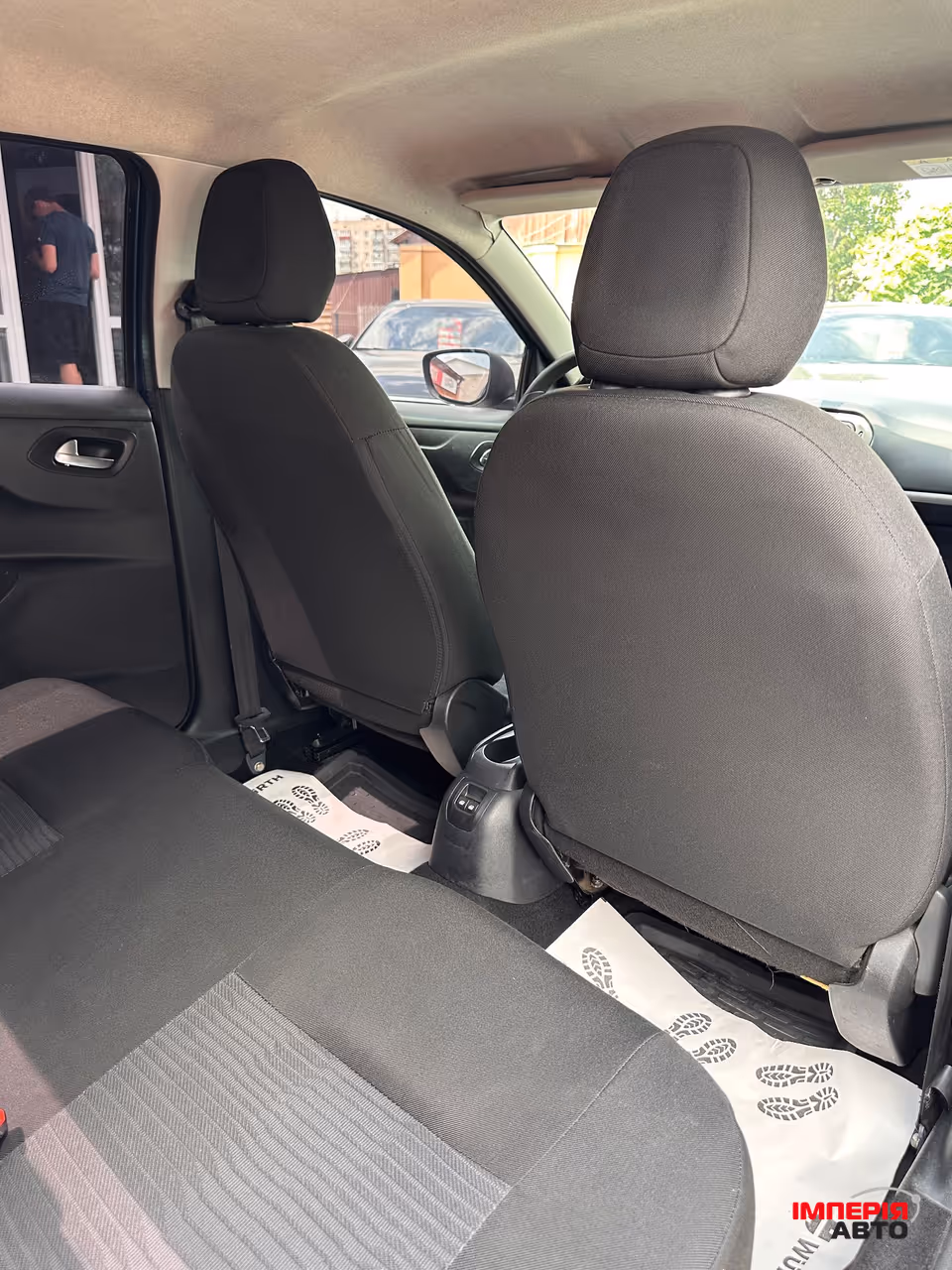 Peugeot 301 - фото 10