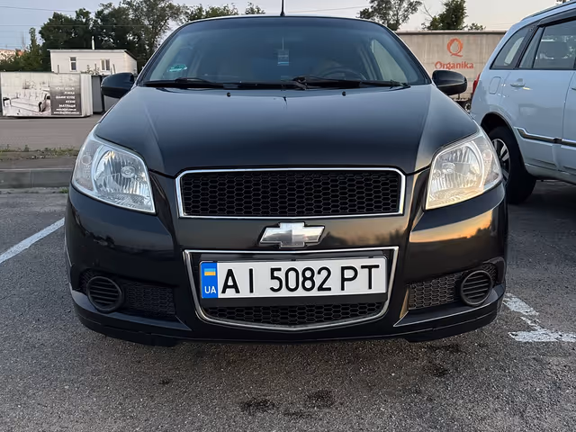 Chevrolet Aveo - фото 1