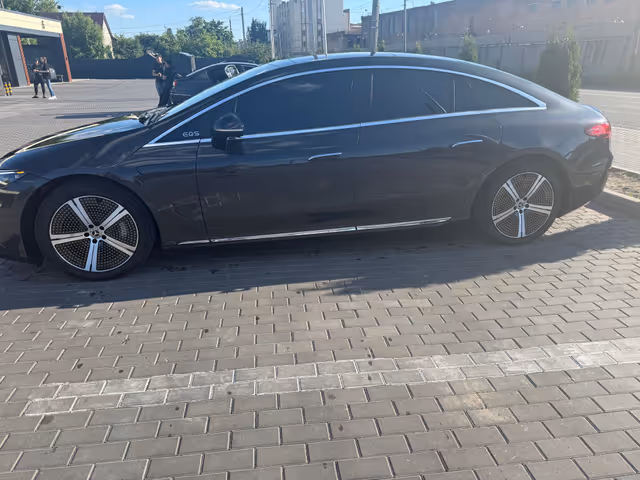 Mercedes-Benz EQS - фото 3