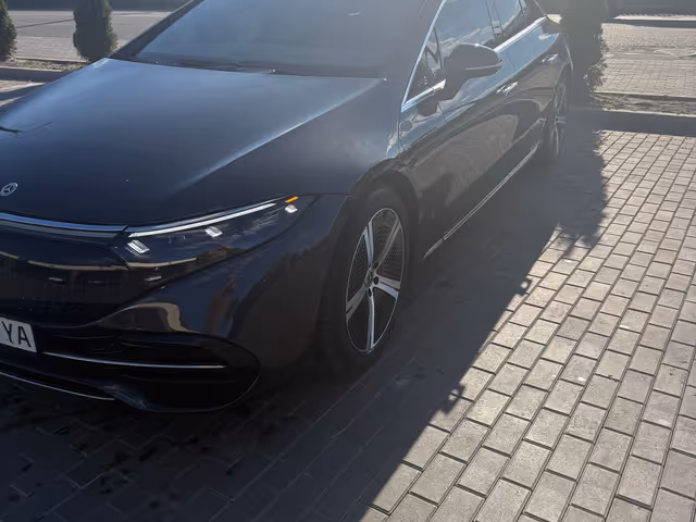 Mercedes-Benz EQS - фото 2