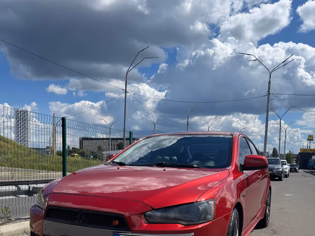 Mitsubishi Lancer - фото 3