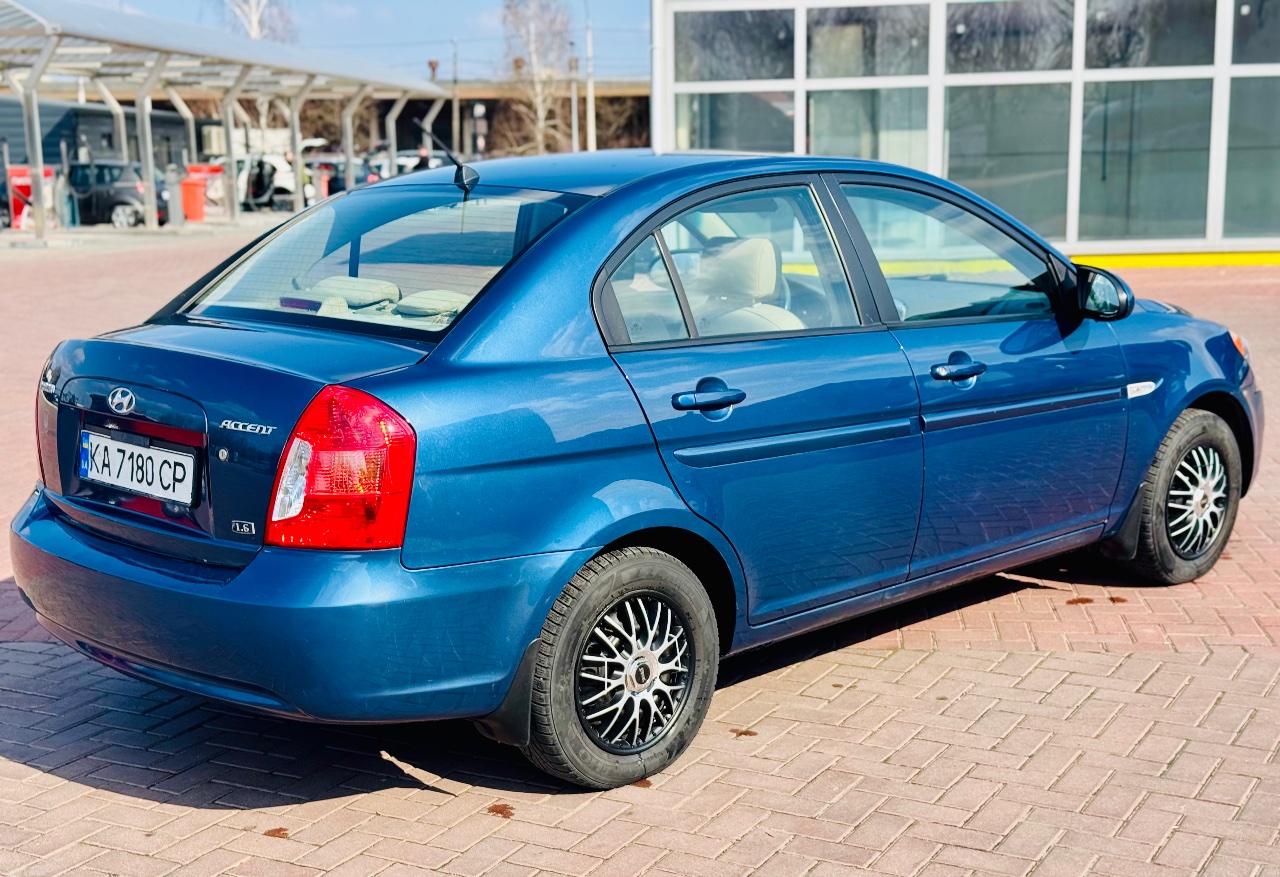 Hyundai Accent - фото 7