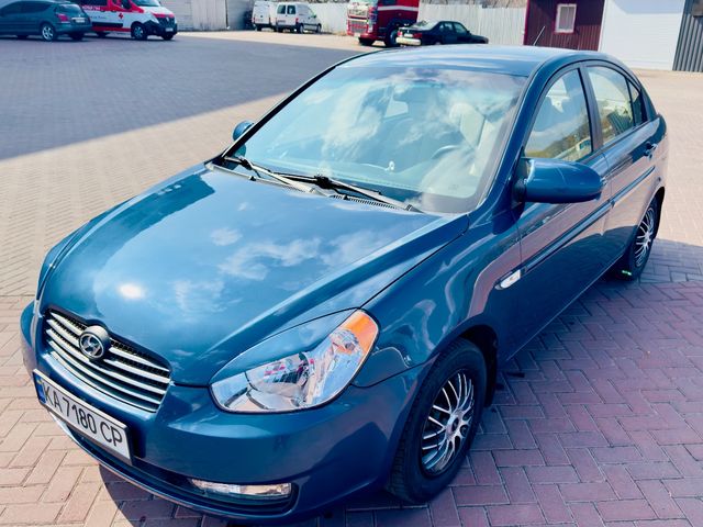 Hyundai Accent - зображення 1