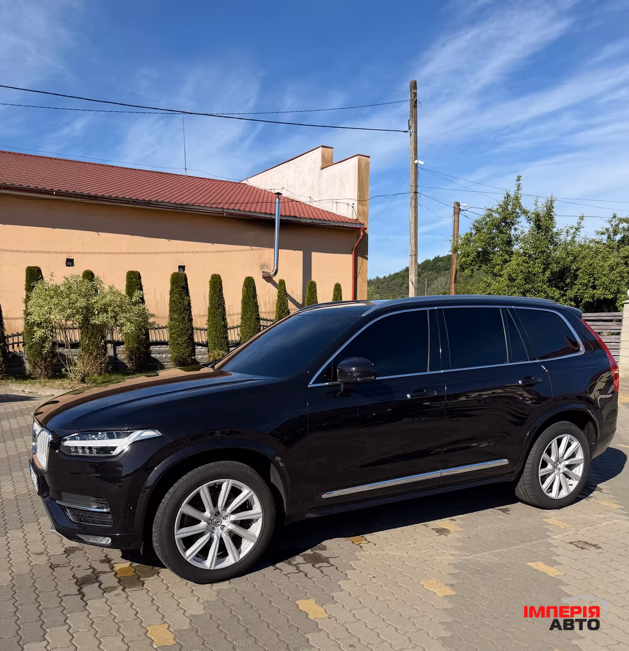 Volvo XC90 - фото 12