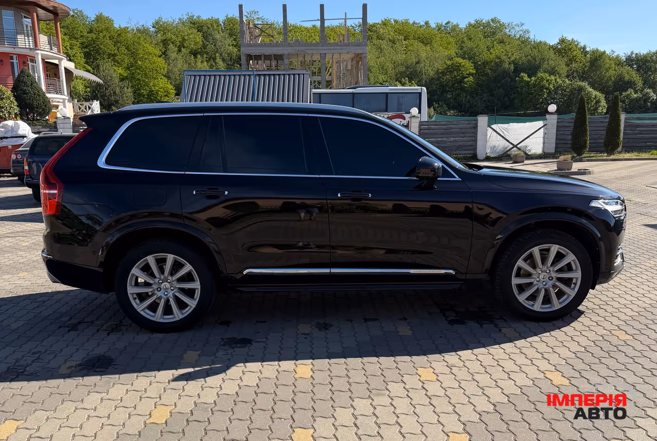 Volvo XC90 - фото 4