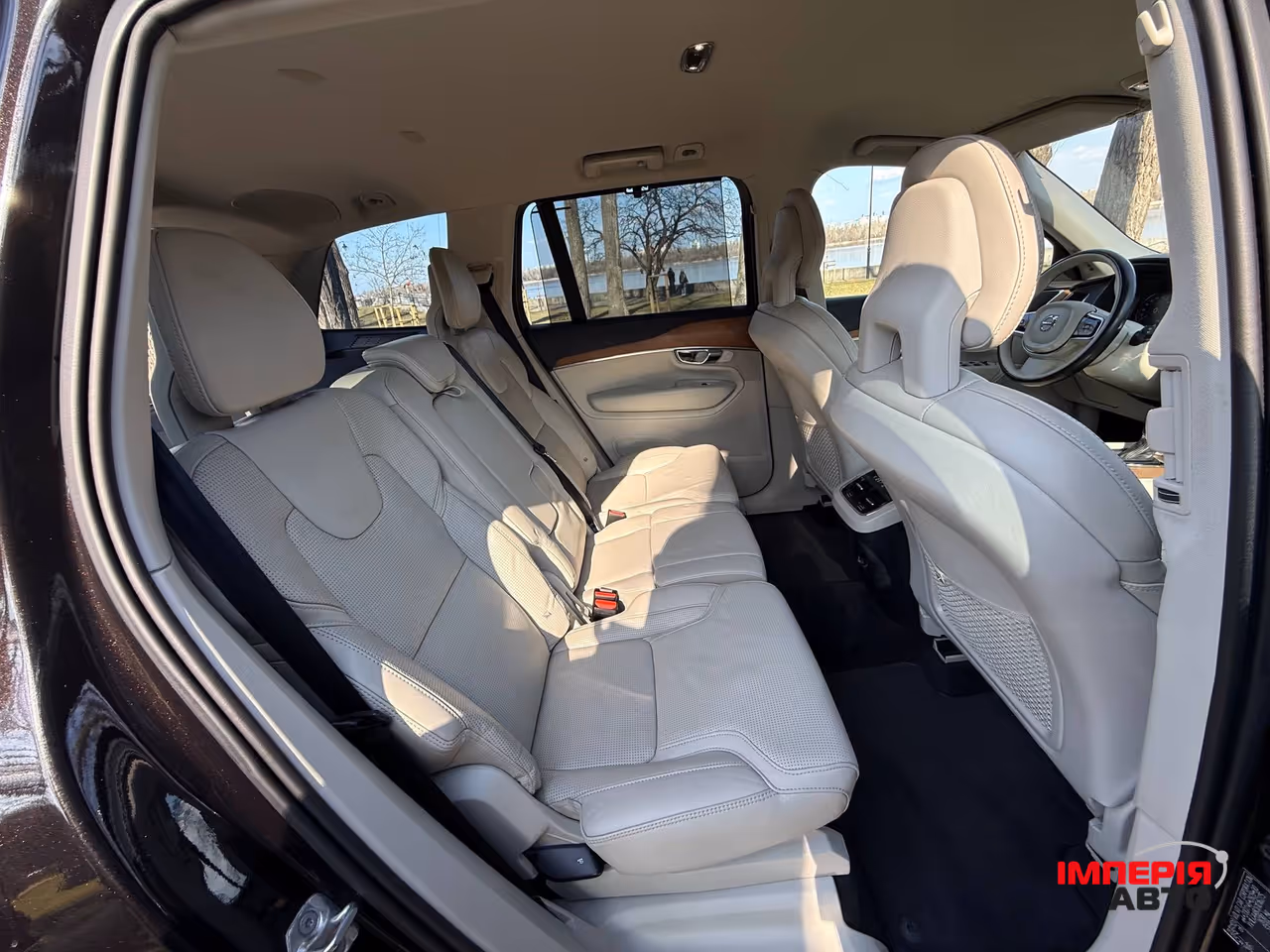 Volvo XC90 - фото 48