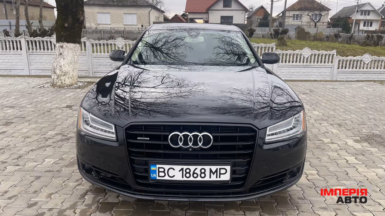 Audi A8 - фото 44