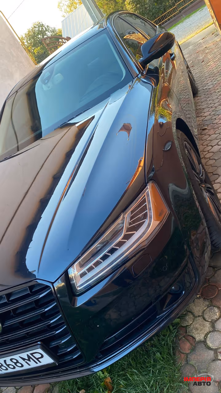 Audi A8 - фото 2