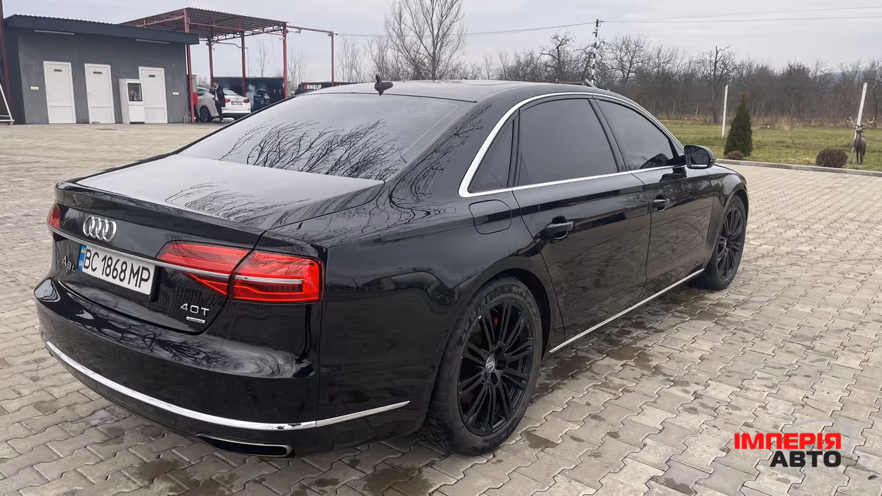 Audi A8 - фото 49