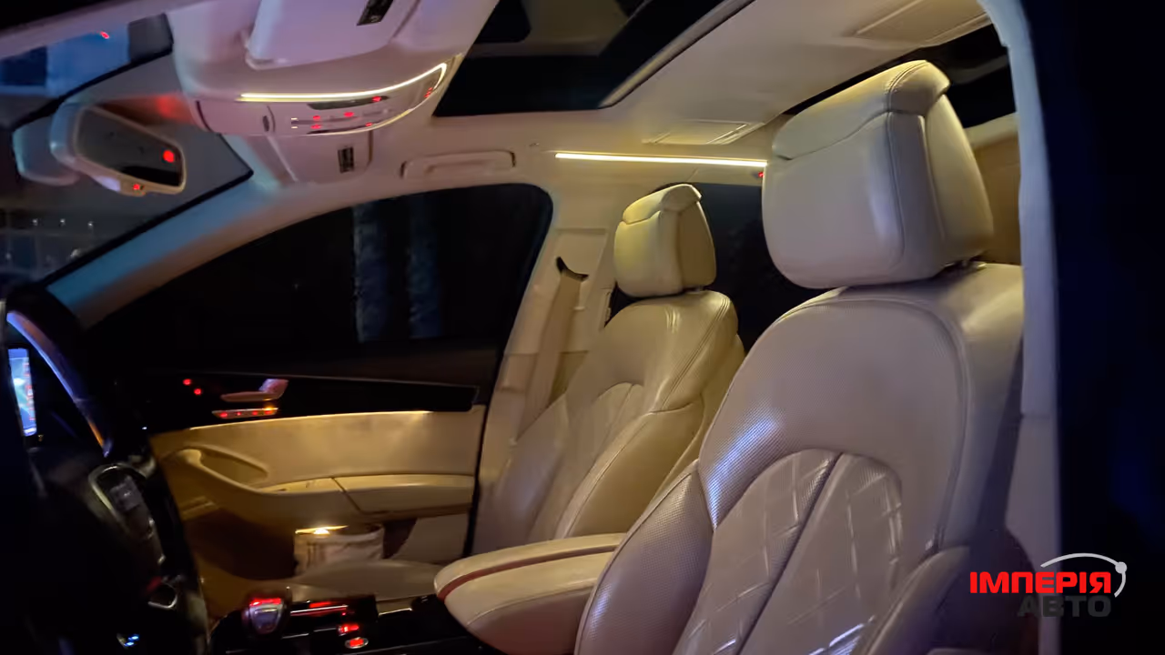 Audi A8 - фото 16