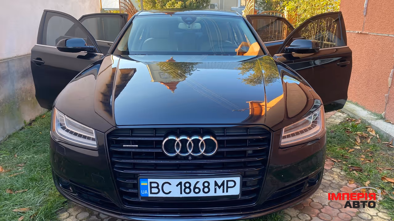 Audi A8 - фото 4