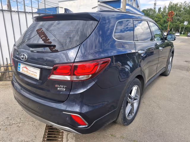 Hyundai Santa Fe - фото 5
