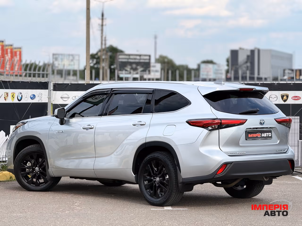 Toyota Highlander - фото 5