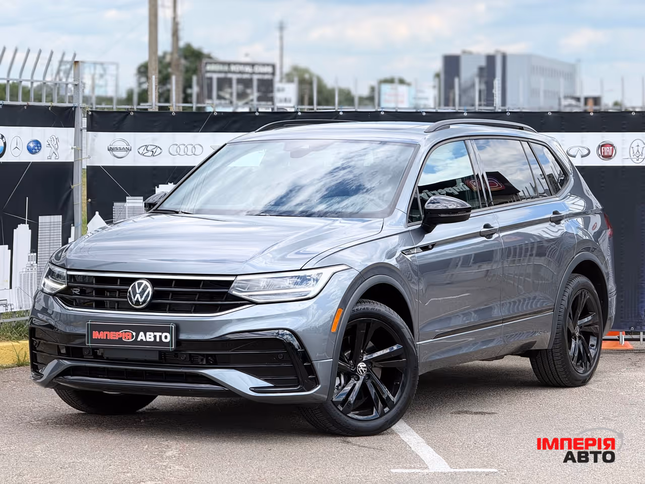 Volkswagen Tiguan - фото 42