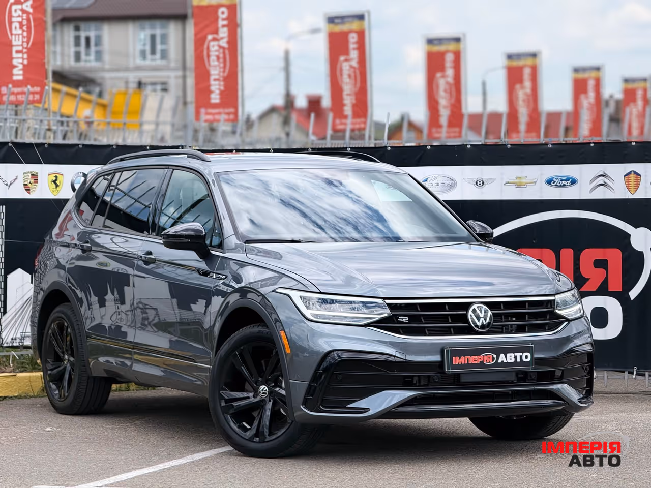 Volkswagen Tiguan - фото 22
