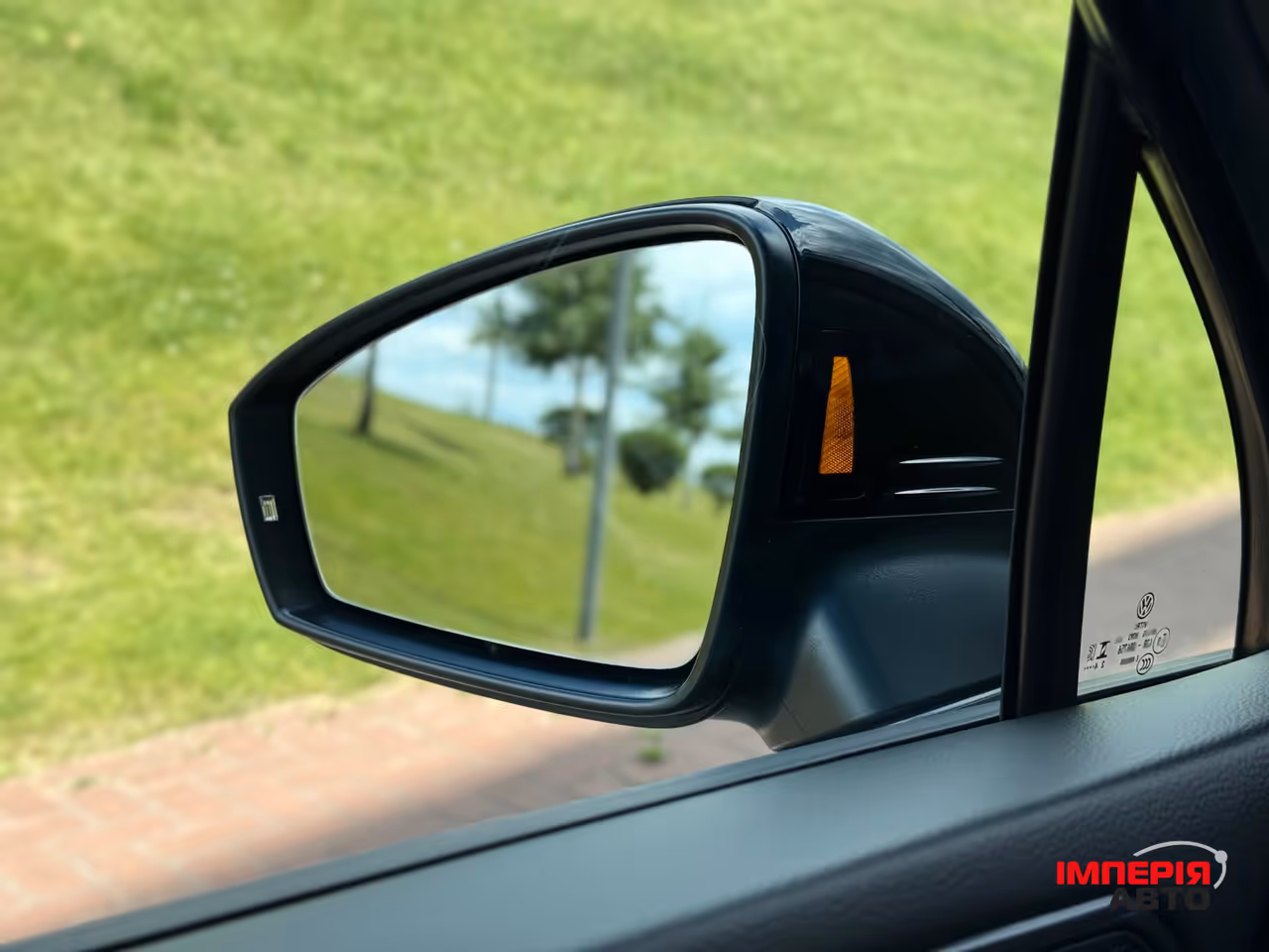 Volkswagen Tiguan - фото 21