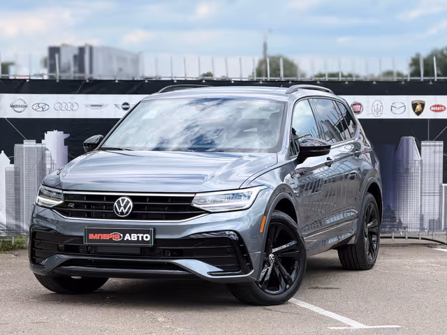 Volkswagen Tiguan - фото 2