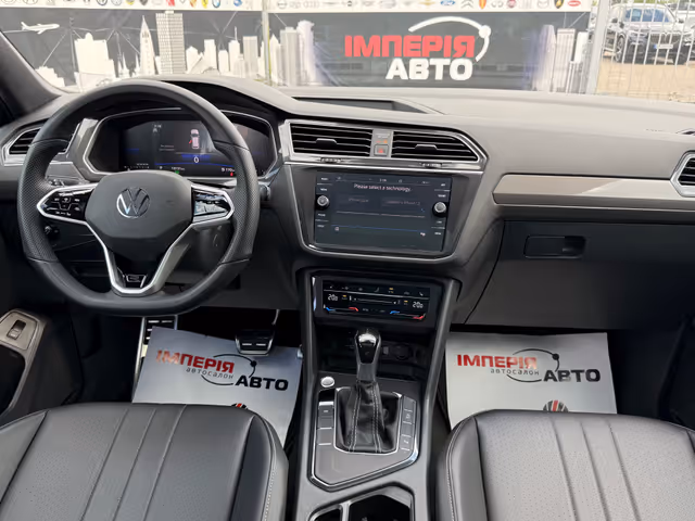 Volkswagen Tiguan - фото 5