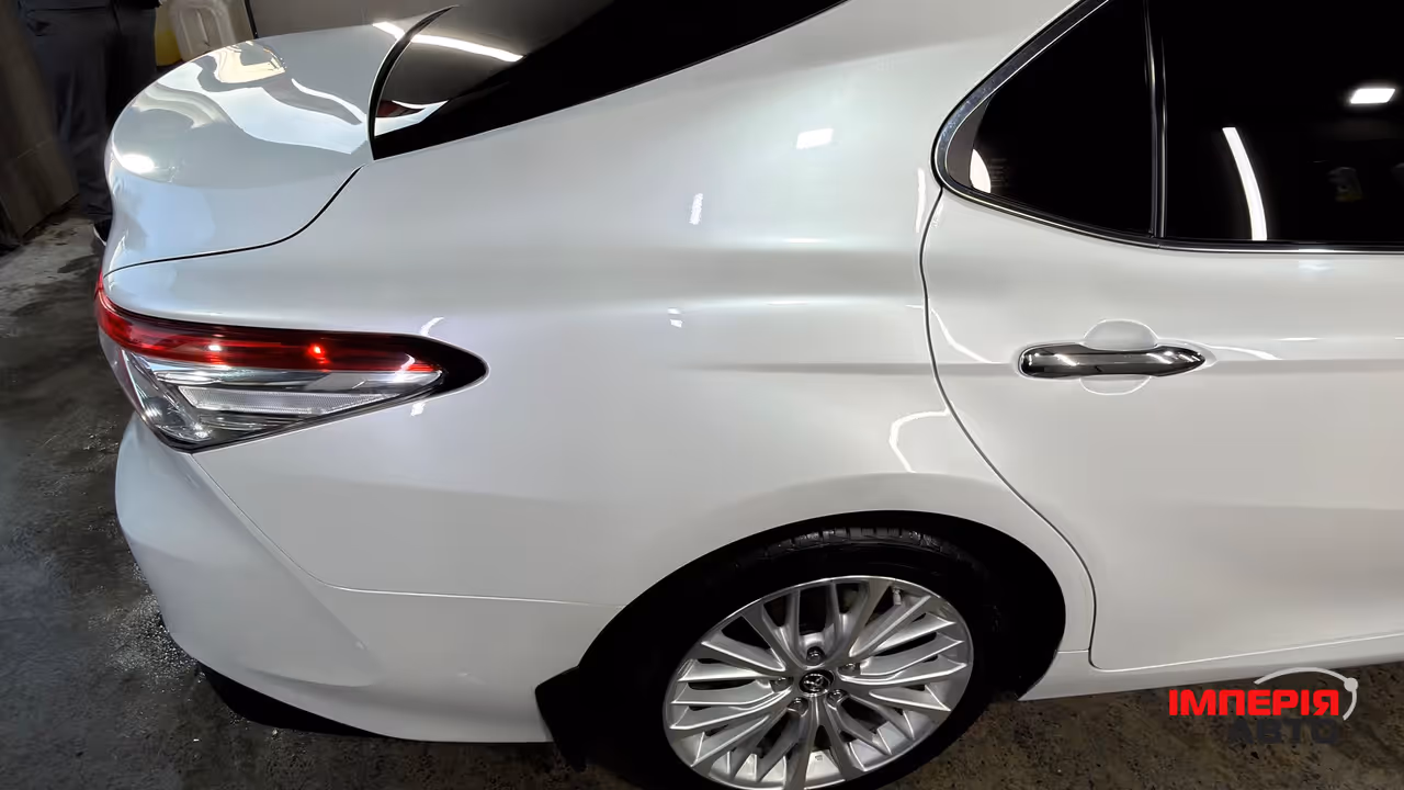 Toyota Camry - фото 6
