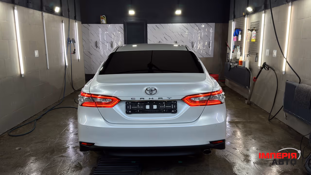 Toyota Camry - фото 7