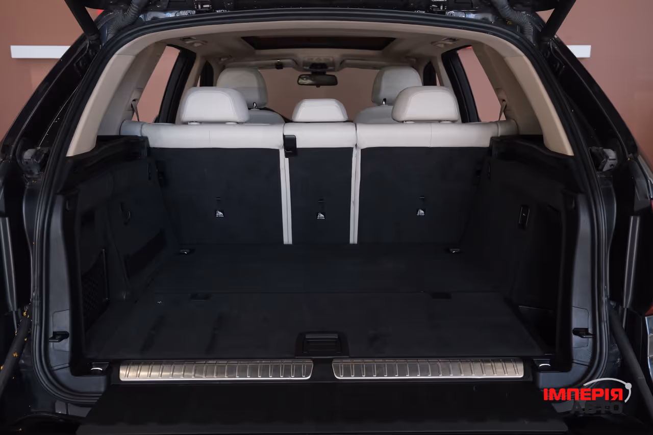 BMW X5 - фото 9